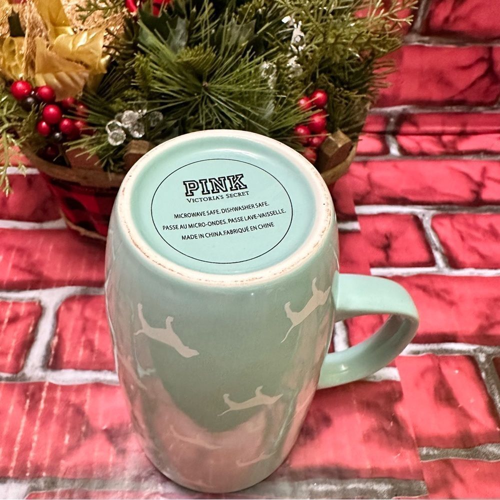 Victoria’s Secret PINK Ceramic coffee mug - Picture 4 of 7